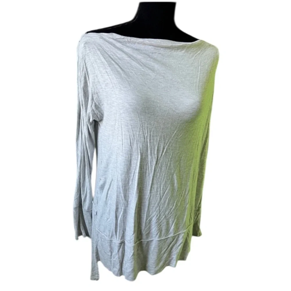 Free People We the free Womens‎ light gray long sleeve top Medium